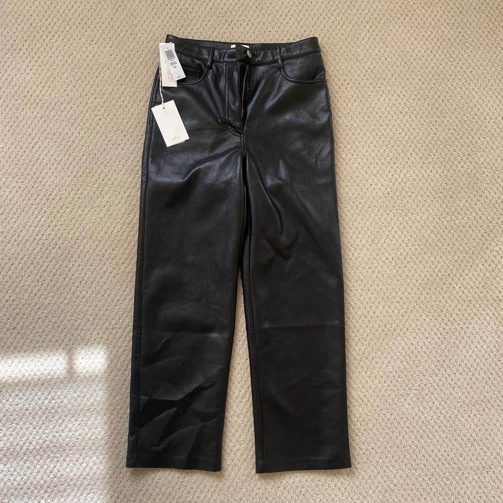 BRAND NEW Aritzia leather pants!!